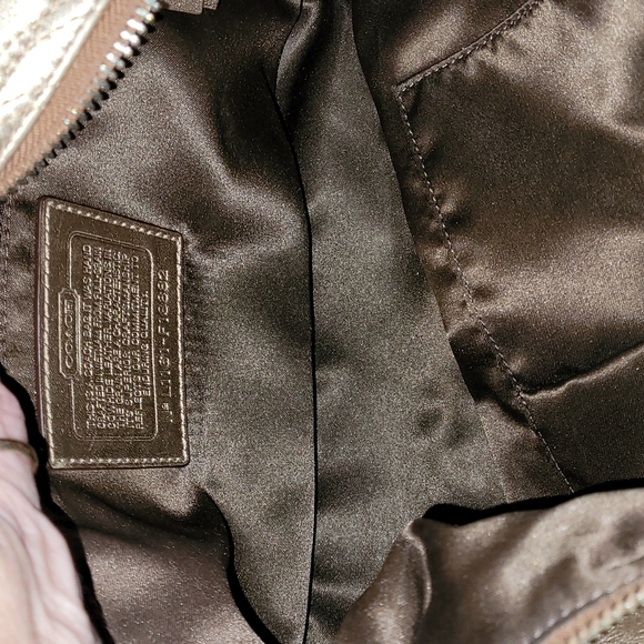 Auth Coach - Picture 7 of 8